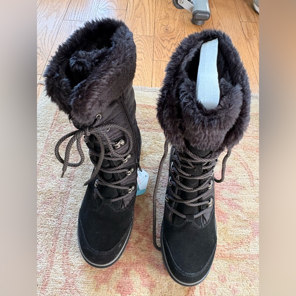 Baretraps brand Women's Black faux Fur-Lined winter boots